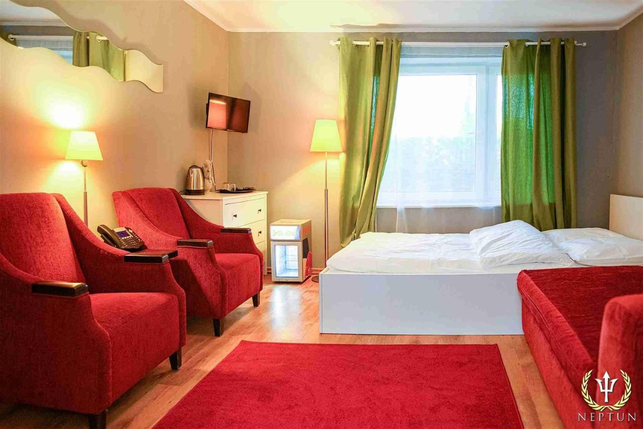 Neptun Ψ Hotel Jastrzebia Gora Exterior photo
